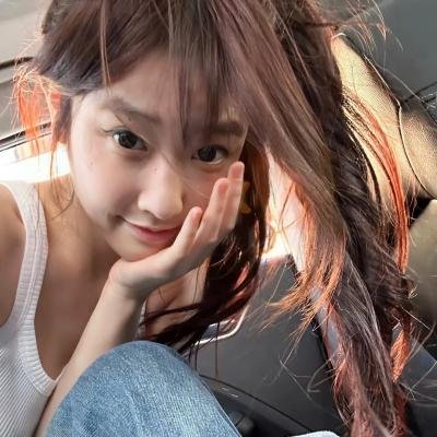 玉湖裸女